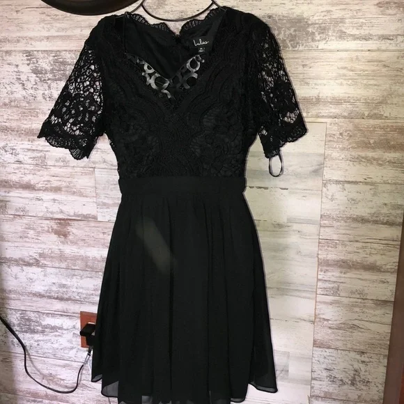 Angel in Disguise Black Lace Skater Dress black flowy mini dress size medium​​​